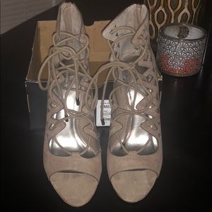 Worthington Brand new laced up heels